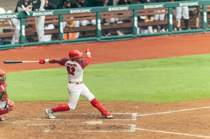 The Blind Pitcher Who Made the Majors Blink: How One-Eyed Tom Sunkel Defied Every Odd Baseball Had to Offer
